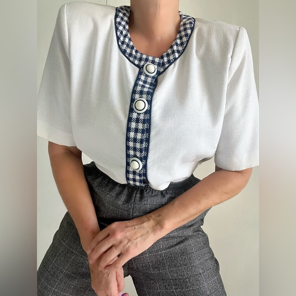 Super cool White Blue Blazer Blouse Vtg
